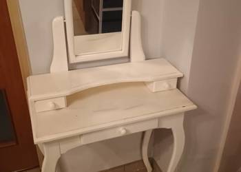 Toaletka kolor biały