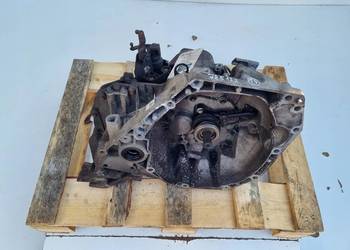 Nissan Qashqai J10 1.6 16V MANUALNA SKRZYNIA BIEGÓW manual JR5132