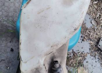 Zbiorniczek płynu spryskiwacza Audi 80 B4 avant