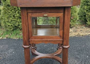 Stolik z witryną / po renowacji / (nr 9266)