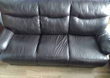 Kanapa 3 osobowa i 2 rozkładane fotele