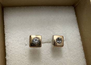 Kolczyki "złote" z diamentem - kwadratowe
