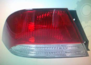 MITSUBISHI LANCER 01-03 LAMPA TYLNA