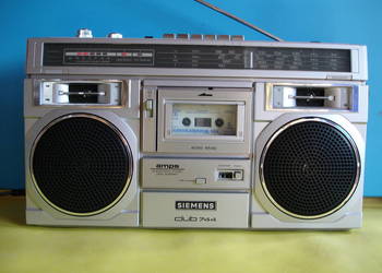 Radiomagnetofon SIEMENS CLUB 744