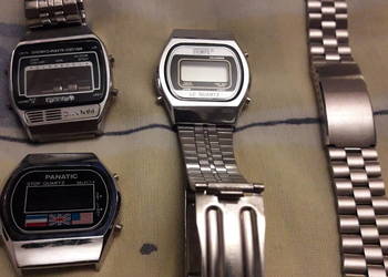 ZEGAREK 50 LETNI JEST NOWY EPOKA PRL !!!