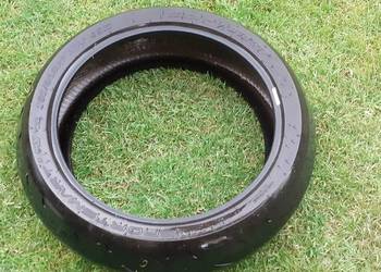 Opona Dunlop 160 / 60 / 17, używana, cała, do palenia,zabawy.