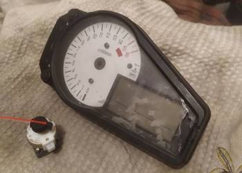 Licznik GSX-R 600 Suzuki K1 K2 K3 zegary 750 K7 K6