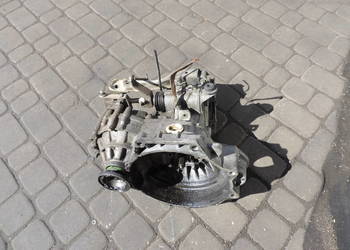 VOLKSWAGEN GOLF 2 MK2 II 1.6 TD SKRZYNIA BIEGÓW