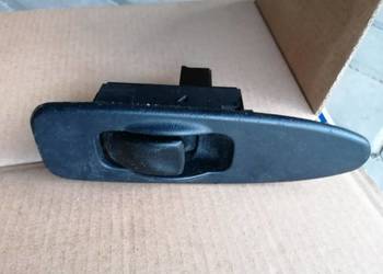Przełącznik szyby Mitsubishi Carisma MR792851
