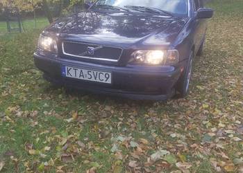 VOLVO V40 2.0 TURBO VOLVO V40 2.0 TURBO