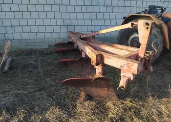 Pług pługi cztero skibowy  4x40