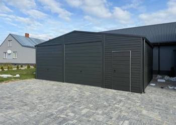Garaż blaszany dwustanowiskowy 8x6 Dach dwuspadowy, Bramy uchylne, Grafit