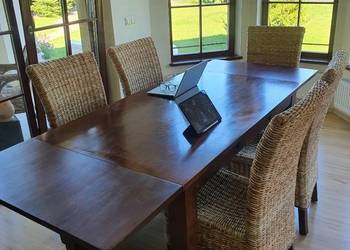 stół drewniany- ekskluzywne indyjskie drewno rozkładany na 6-8 osób