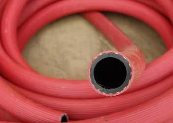 Wąż Gumowy Zbrojony 3/4" 19mm i 1" 25mm Półsztywny (12 BAR)