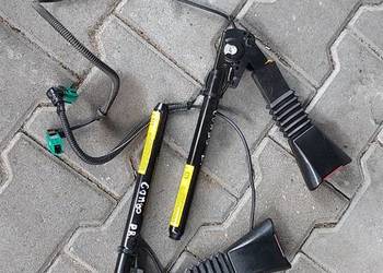 Klamra pasa bezpieczeństwa prawa lewa Opel Combo C