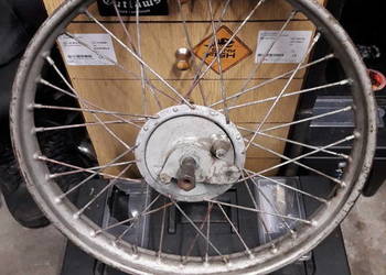 Koło 19" przód przednie WFM 125 M06 kompletne bęben piasta oś WSK M06L PRL