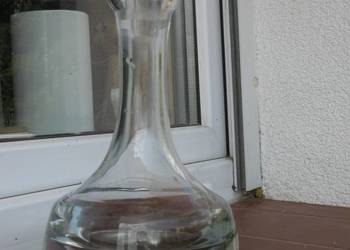 szklana karafka bardzo ciężka