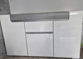 Meble z białego lakieru