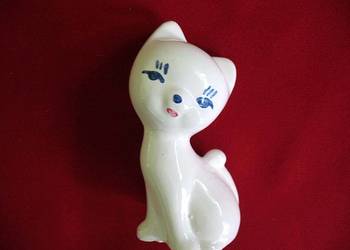 Kot - biały mały kotek - porcelana - 7 x 4 x 3 cm