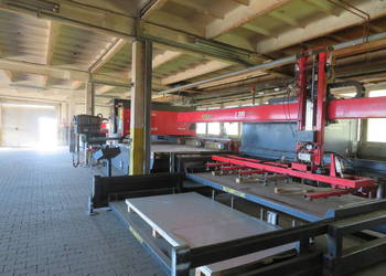 Syndyk sprzeda wyposażenie zakładu produkcyjnego (lasery, spawarki, prasy)