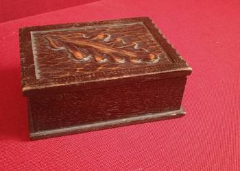 Stara drewniana szkatułka