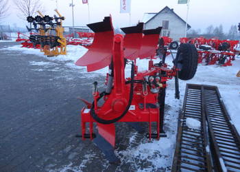 pługi pług Akpil Mix Due 3+1 obrotowy KM 80 KM 180 Agro Masz pługi pług Akpil Mix Due 3+1 obrotowy KM 80 KM 180 Agro Masz