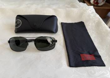 Okulary przeciwsłoneczne z polaryzacją Ray-Ban z karbonowymi zausznikami