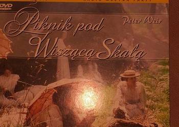 Piknik pod wisząca skalą