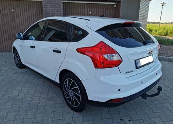 FORD FOCUS 2013r. BEZWYPADKOWY, GARAŻOWANY 1,0 ECONETIC 100KM HAK,PDC,BDB