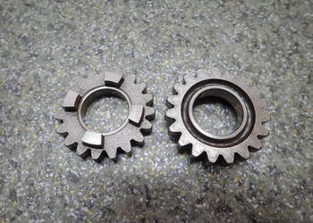 1 SZT. TRYB 19Z SKRZYNI BIEGÓW SUZUKI RM 125 90-00R F114
