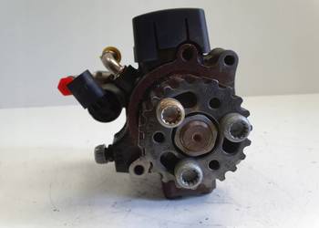 VW Golf VI 1.6 TDI POMPA WTRYSKOWA paliwa 03L130755E