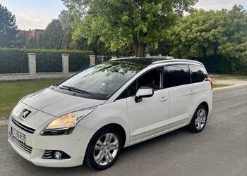 PEUGEOT 5008 ● 1.6 TURBO BENZYNA ● AUTOMAT ● 7-OSOBOWY ● PANORAMA ● HEAD-UP