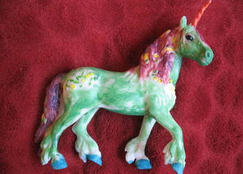 Koń - Jednorożec - Figurka - masa utwardzana - 12 x 13 x 3,5 cm