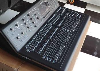 Midas M32 LIVE 40-channel Digital Mixer console