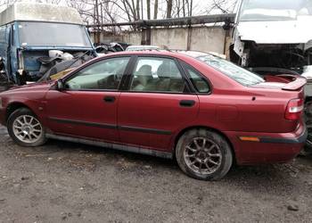 VOLVO S40 Anglik