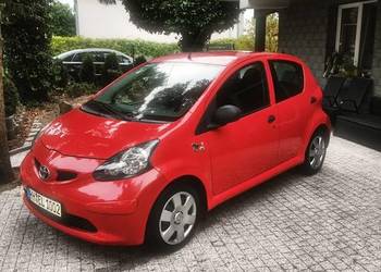 Sprzedam Toyotę Aygo - 5 drzwi, benzyna, KLIMA, niska cena!