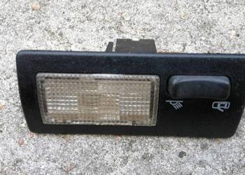 LAMPKA OŚWIETLENIE KABINY tył VW PASSAT B3/B4 3A0947303