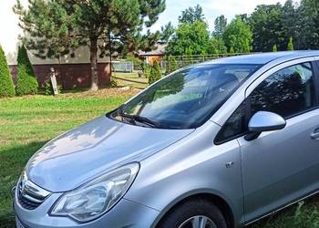 Opel Corsa  diesel 2012 rok  do remontu klimatyzacja do negocjacji