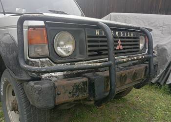 Płyta pod wyciągarkę, orurowanie Pajero 1