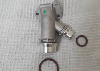 METALOWY KRÓCIEC WODY +USZCZELKI COOLANT ELBOW SET PEQ100871 ROVER 75 MG ZT