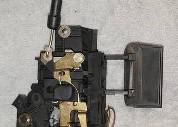 Klamka klapy bagażnika Audi A6 C5 4B0 827 565 H