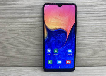 Smartfon Samsung Galaxy A10 2 GB / 32 GB