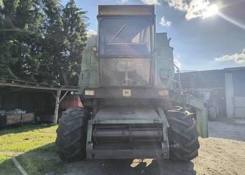 Kombajn zbożowy John Deere 985