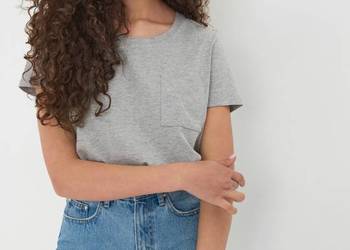 szary shirt z kieszonką Sinsay