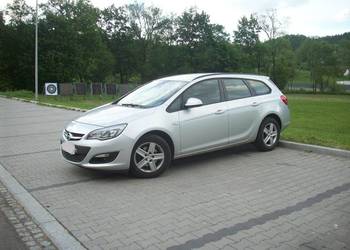 OPEL ASTRA 1.6 cdti 110 KM 2015r Navi. Możl. Zamiana. OPEL ASTRA 1.6 cdti 110 KM 2015r Navi. Możl. Zamiana.