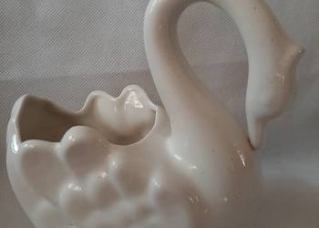 Uroczy porcelanowy łabędź z miejscem na drobiazgi/osłonka