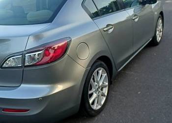 Sprzedam Mazda 3 2012 rok 2.0 benzyna