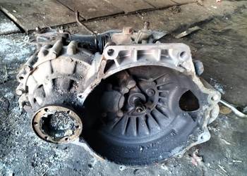 GOLF II 2 JETTA 2  1.6 1.8 SKRZYNIA BIEGÓW 4T23039