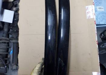 Listwy zderzaka przód Avensis T25 209