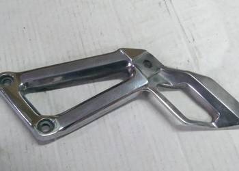 Wspornik podnóżka prawego set Aprilia Pegaso 125/650
